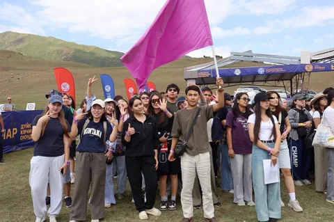 photo_54453580_0a5yYVc.max-2560x1440.format-webp.jpegquality-90.webp