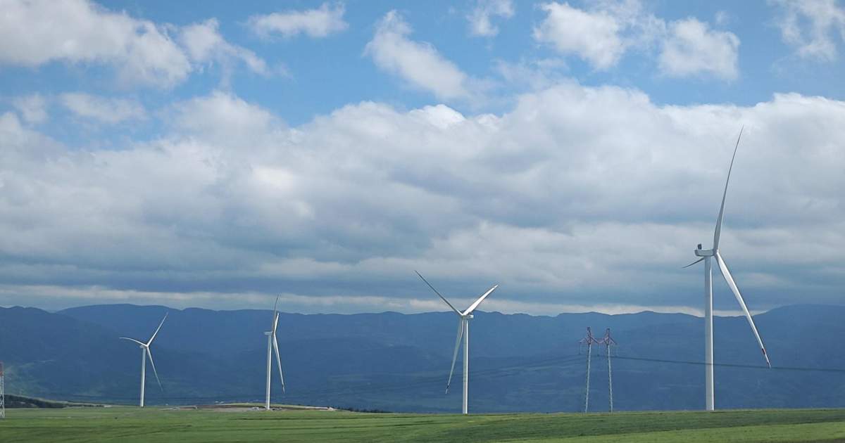 Uzbekistan launches $2.6B wind power project in Karakalpakstan